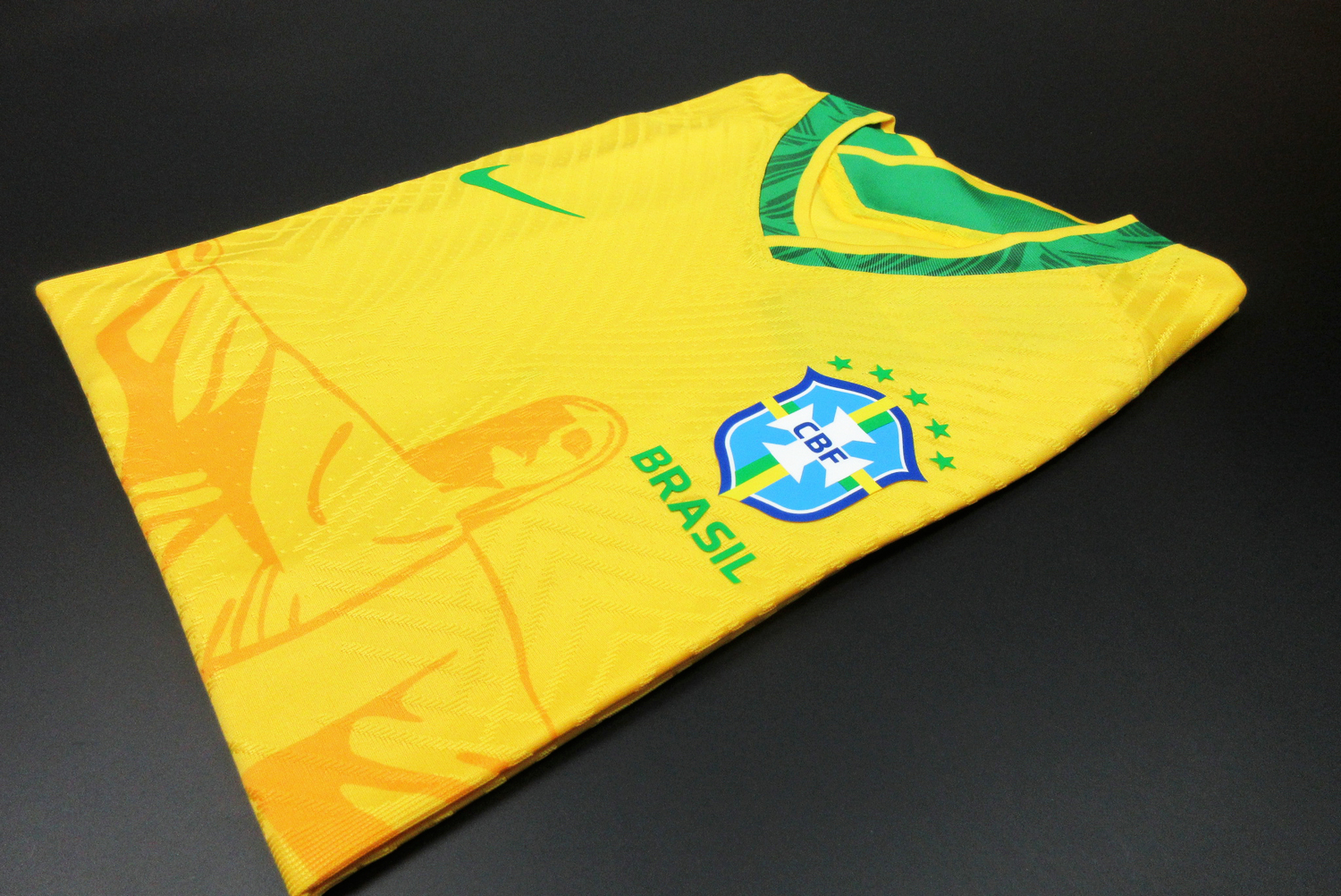 CAMISA BRASIL BRANCA (CONCEITO) 22/23